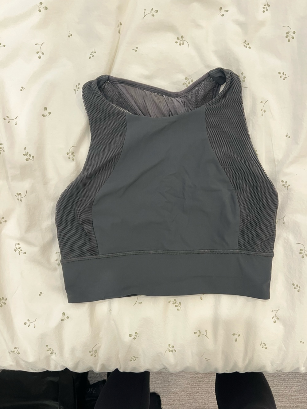 Lululemon Seamless Mesh-Panel Sports Bra top in Dark Gray